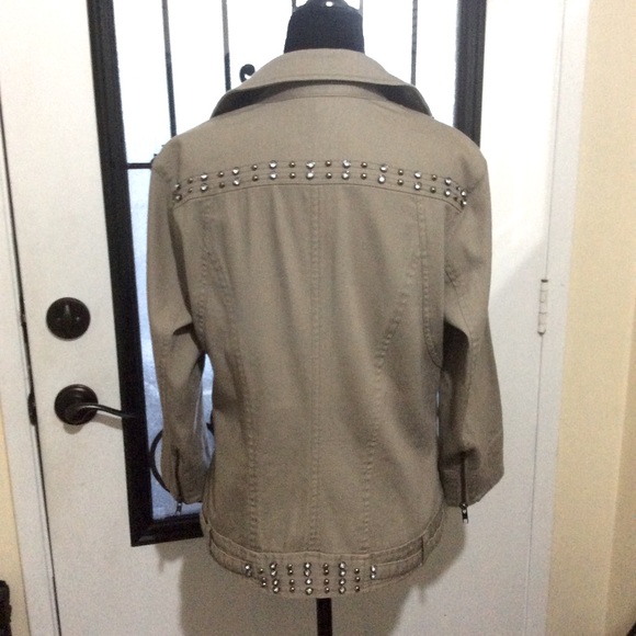 Kerry Brooke studded and jewelled jacket - Picture 3 of 9